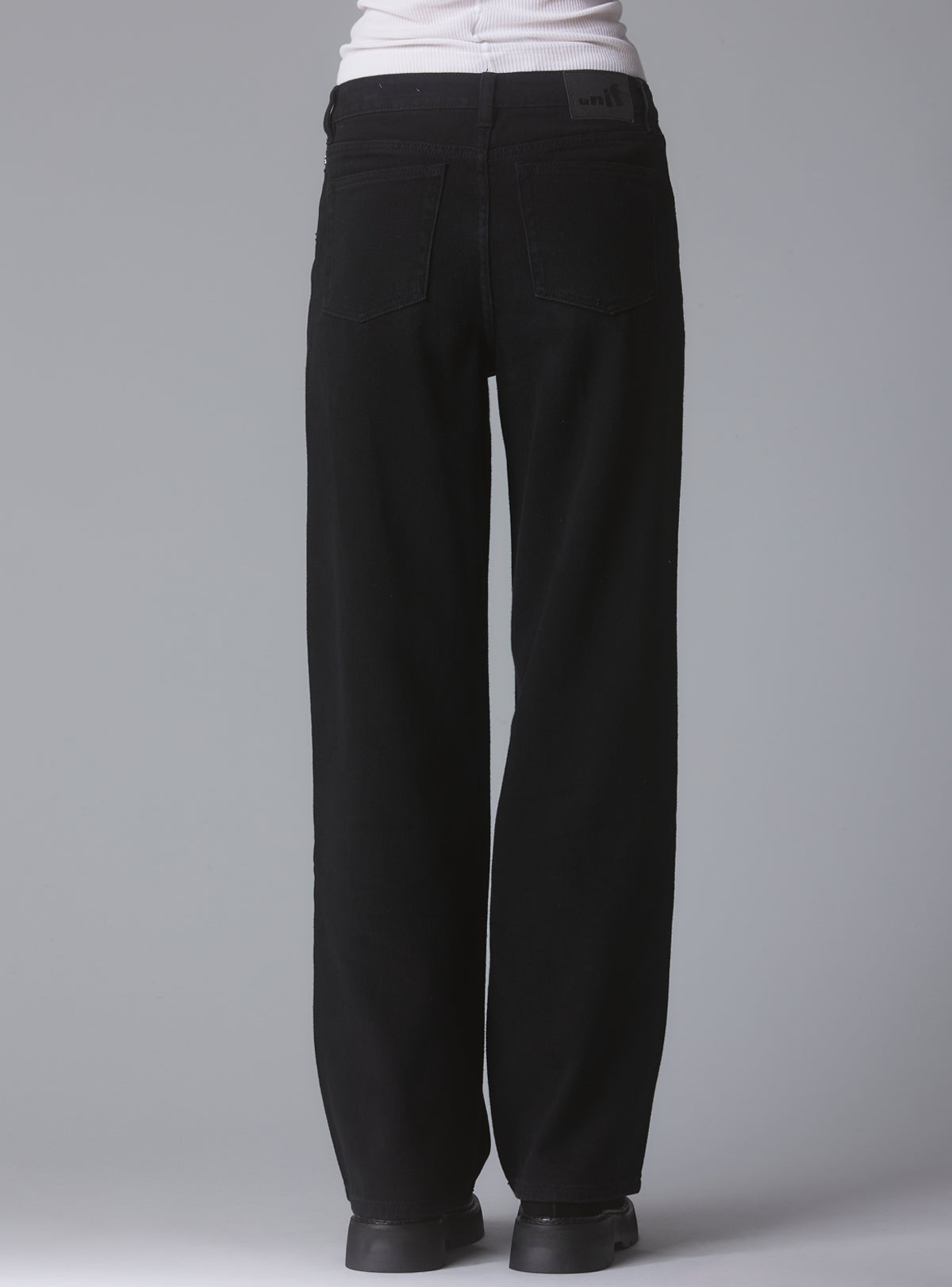 Zed black jeans | Jeans para hombre, Pantalones de caballeros, Pantalones  de hombre